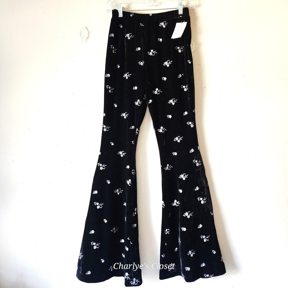 Avec Les Filles‎ Black Velvet Floral Embroidered Flare Pants XS Dark Boho Vamp